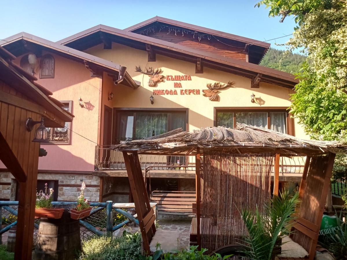 Hotel Кръчмъ При Байката Ribarica Esterno foto