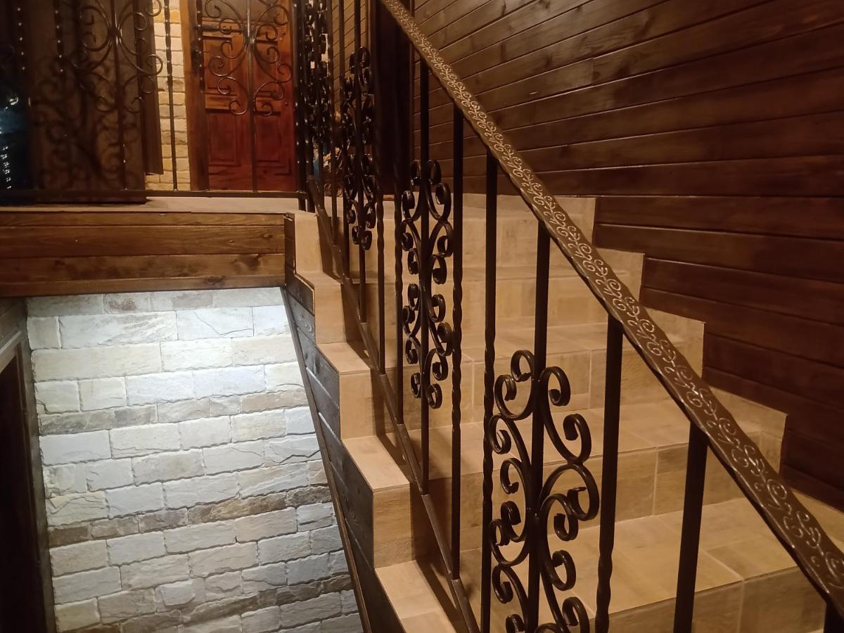 Hotel Кръчмъ При Байката Ribarica Esterno foto
